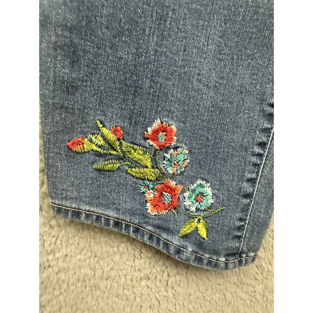 Susan Graver Regular High Stretch Denim Angled Hem Crop Jeans Pant Denim 2 Size - Picture 3 of 8
